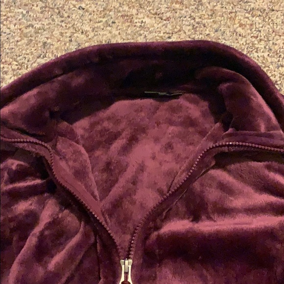 Fleece - Picture 2 of 3